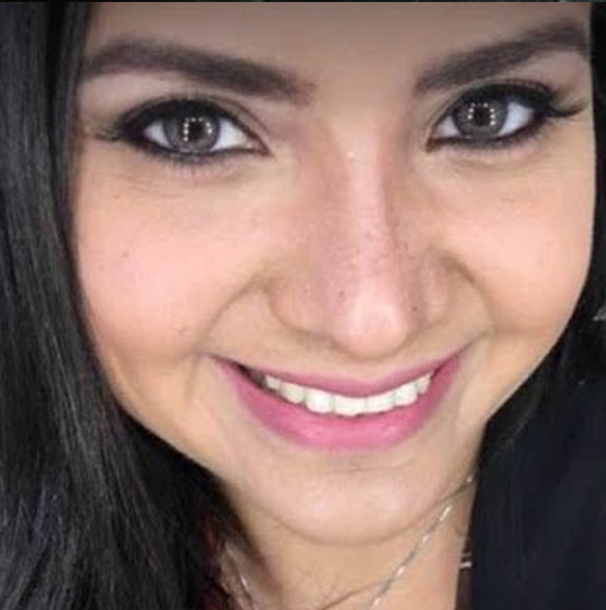 Angie Avilés